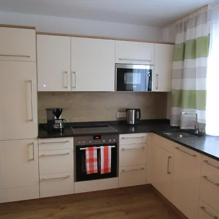 ゲストハウス Fruehstueckspension Sunnhaeusl