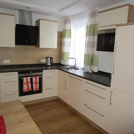 ゲストハウス Fruehstueckspension Sunnhaeusl 3*