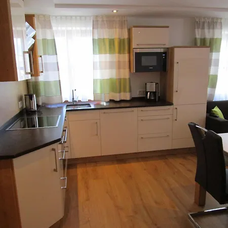 Fruehstueckspension Sunnhaeusl ザンクト・ファイト・イム・ポンガウ